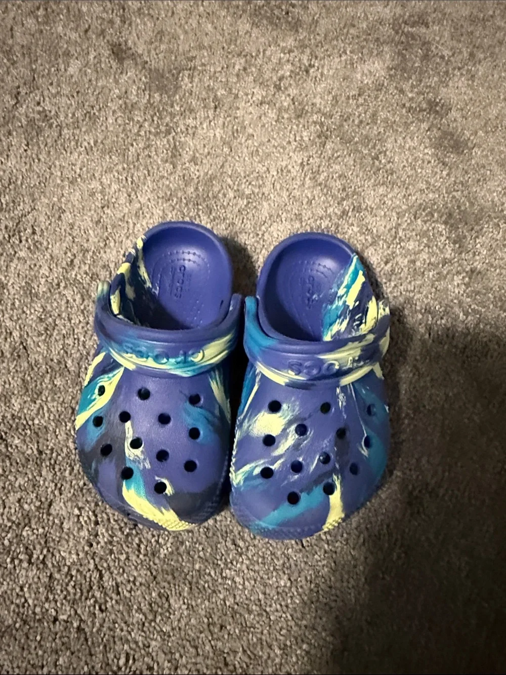 Toddler crocs 7c never worn